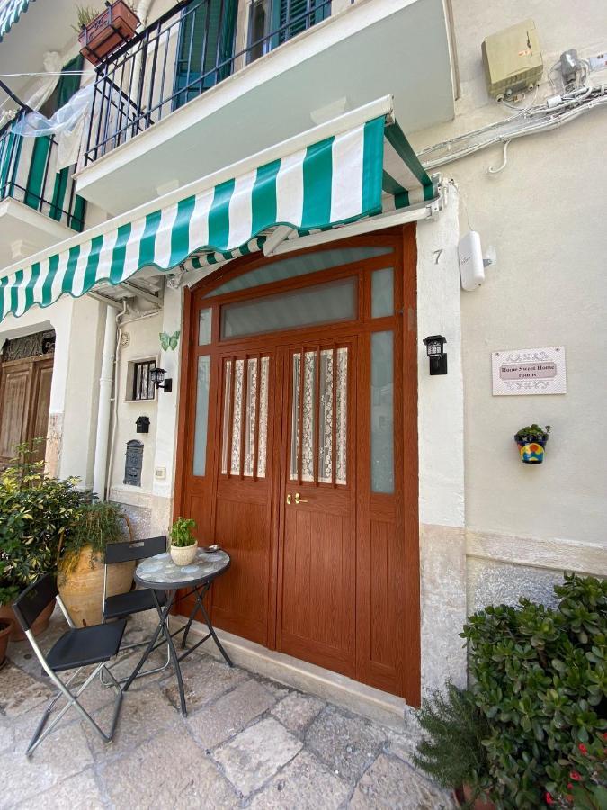 Home Sweet Home Rooms Bari Exterior foto