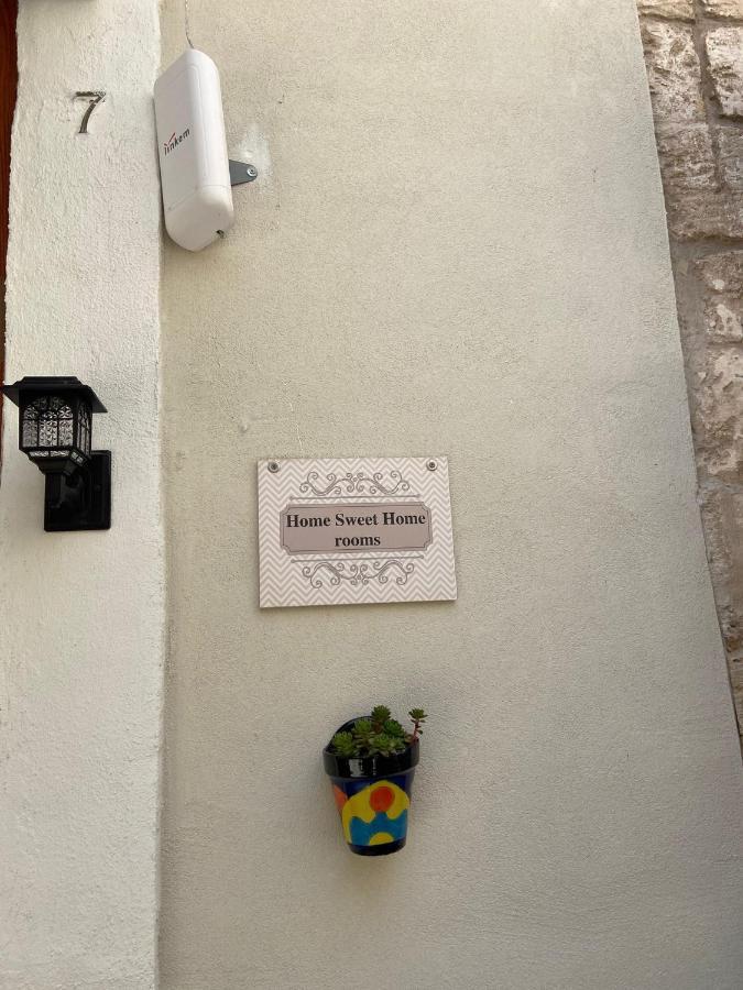 Home Sweet Home Rooms Bari Exterior foto