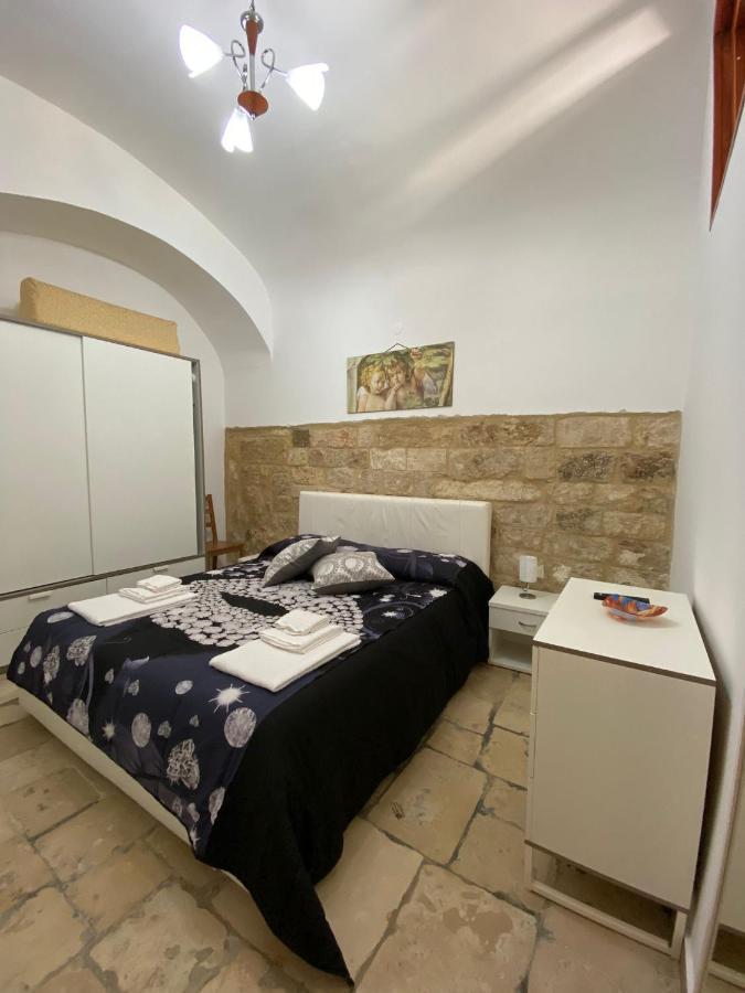 Home Sweet Home Rooms Bari Exterior foto